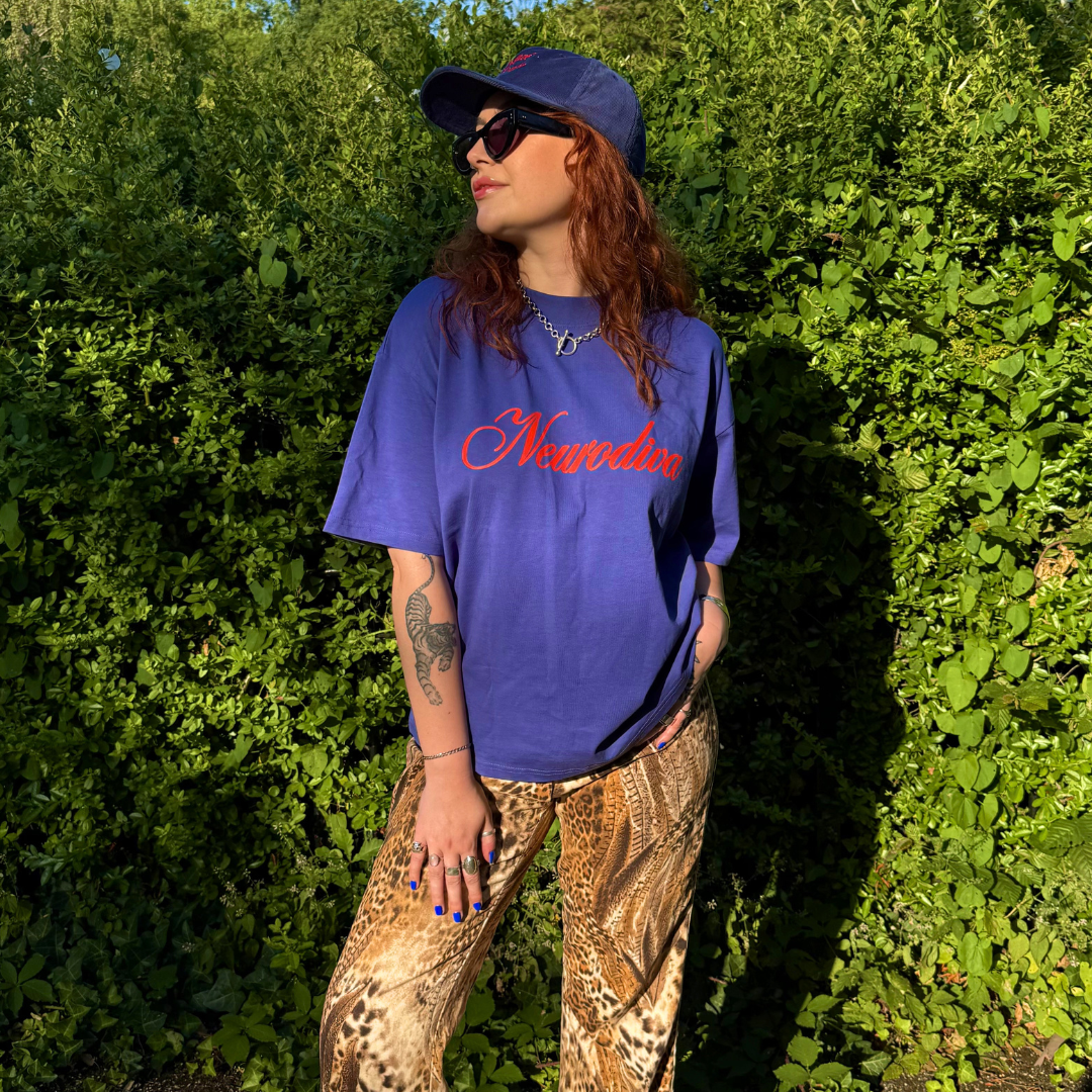 NEURODIVA OVERSIZED TEE