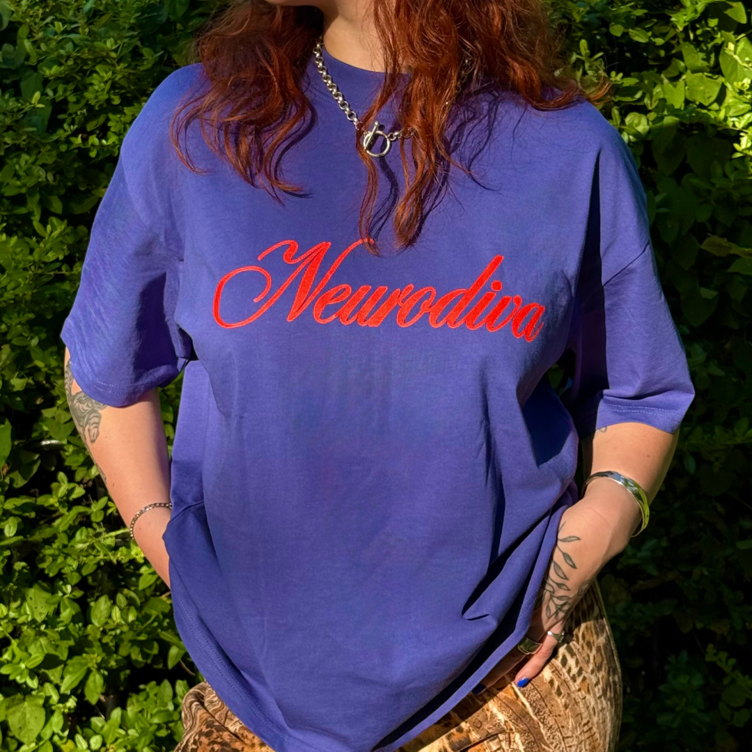 NEURODIVA OVERSIZED TEE